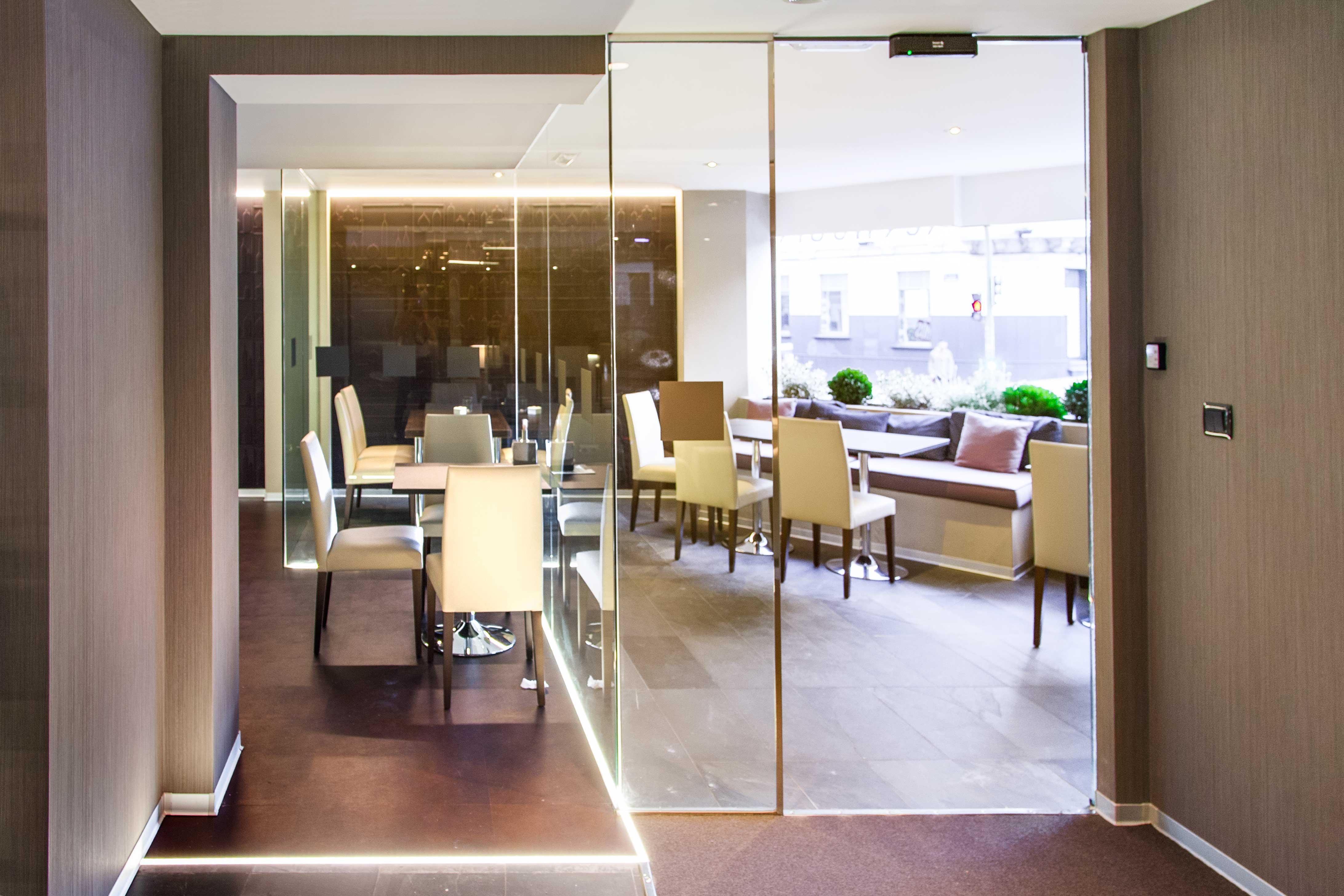 Hotel Plaza آكورونيا المظهر الخارجي الصورة