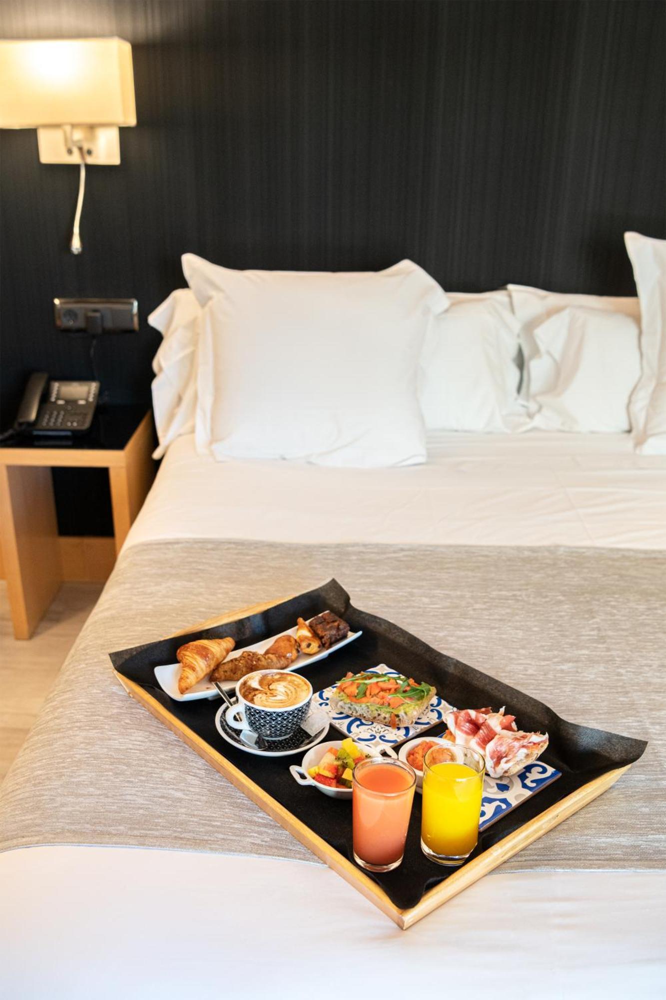 Hotel Plaza آكورونيا المظهر الخارجي الصورة