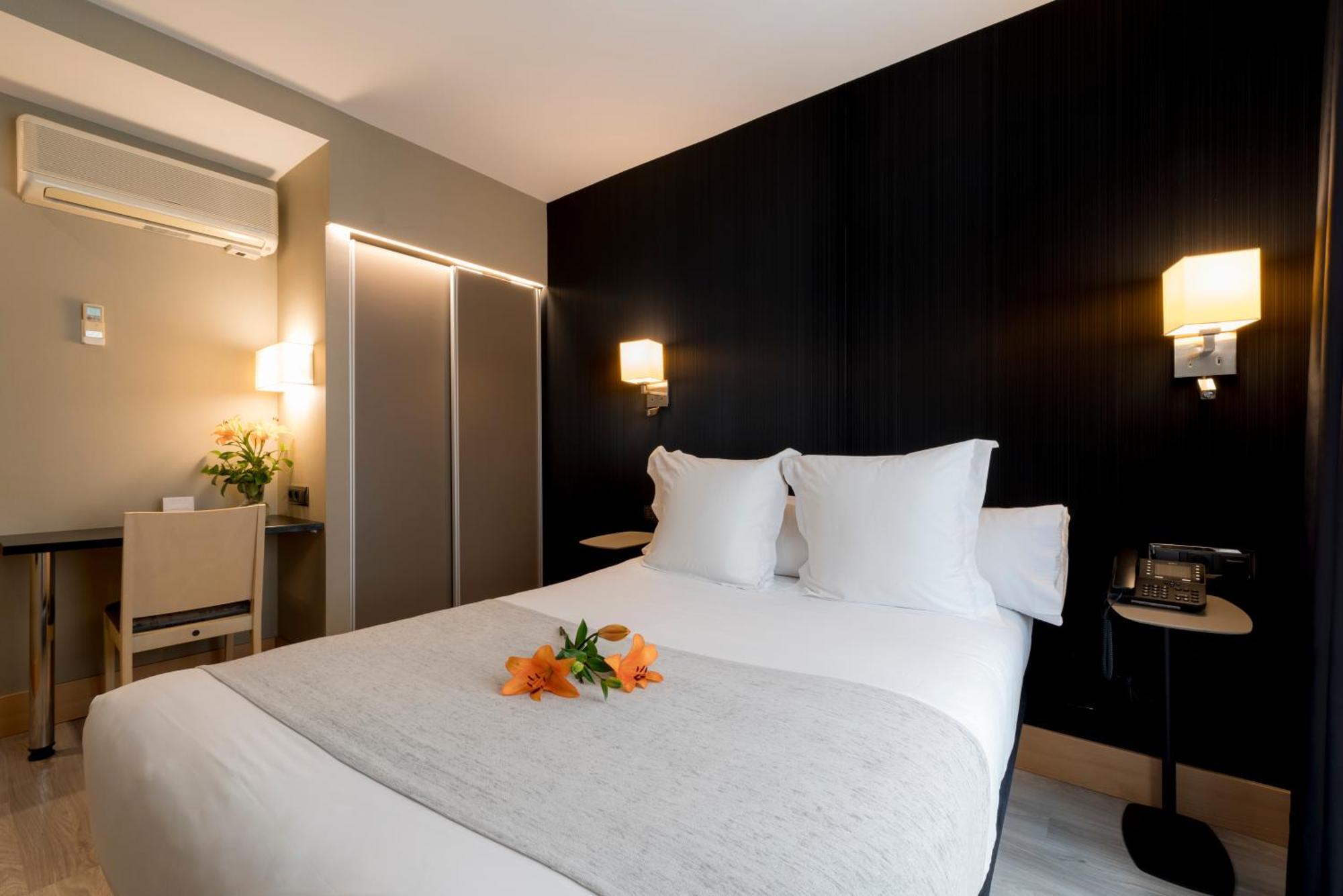 Hotel Plaza آكورونيا المظهر الخارجي الصورة